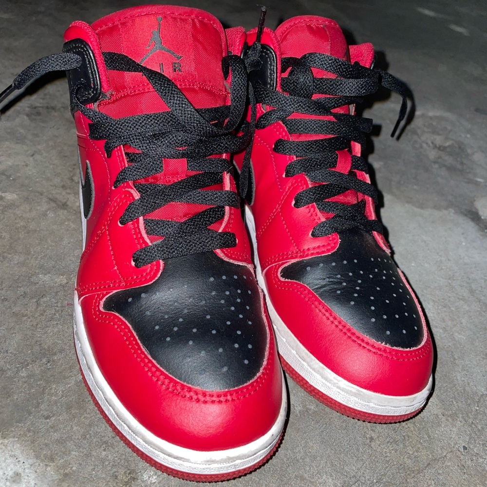 Kids Red and Black Jordan 1s mid
